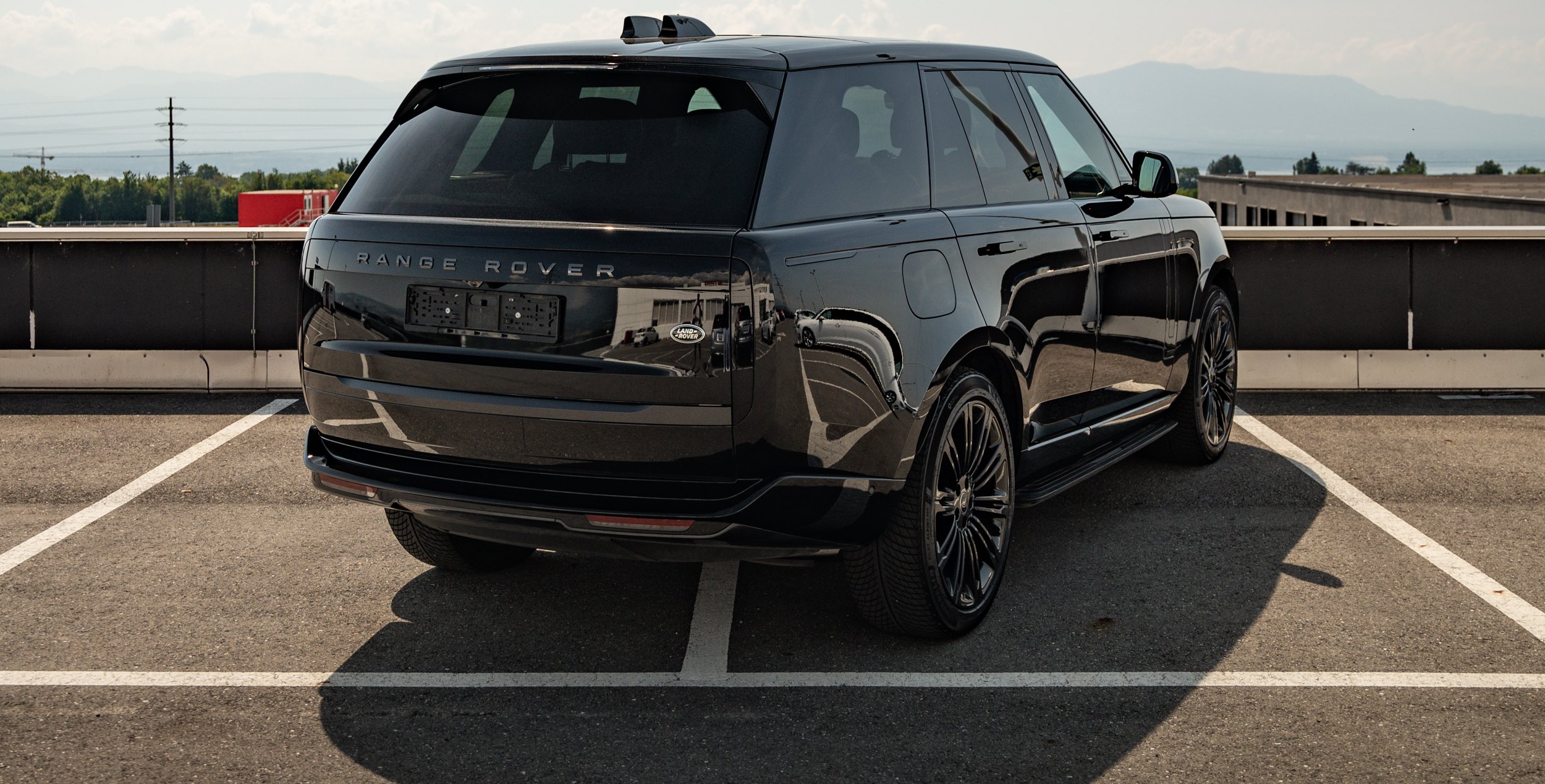 Range Rover Vogue — transport privé avec chauffeur à Cannes