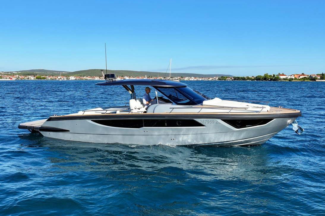 Focus Forza 37 — M/Y Alma
